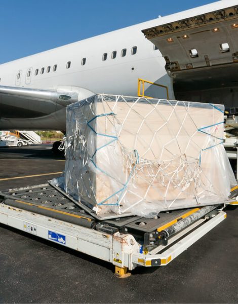 post-estendido-entenda-as-vantagens-e-desvantagens-dos-transportes-aereos-de-carga